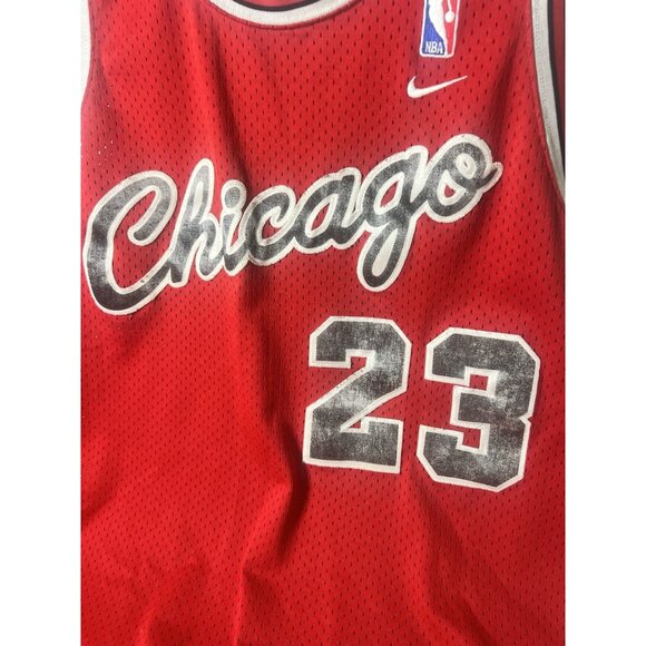 Red NBA Chicago Bulls NIKE #23 JORDAN 1984 Flight 8403 Jersey Medium +2 Read - Picture 3 of 10